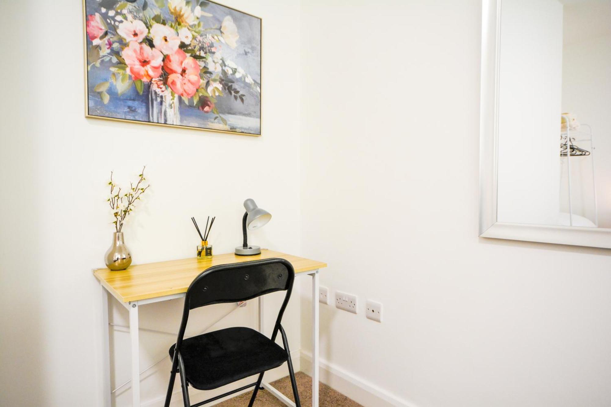 Stylish Suite With Free Parking Manchester Dış mekan fotoğraf