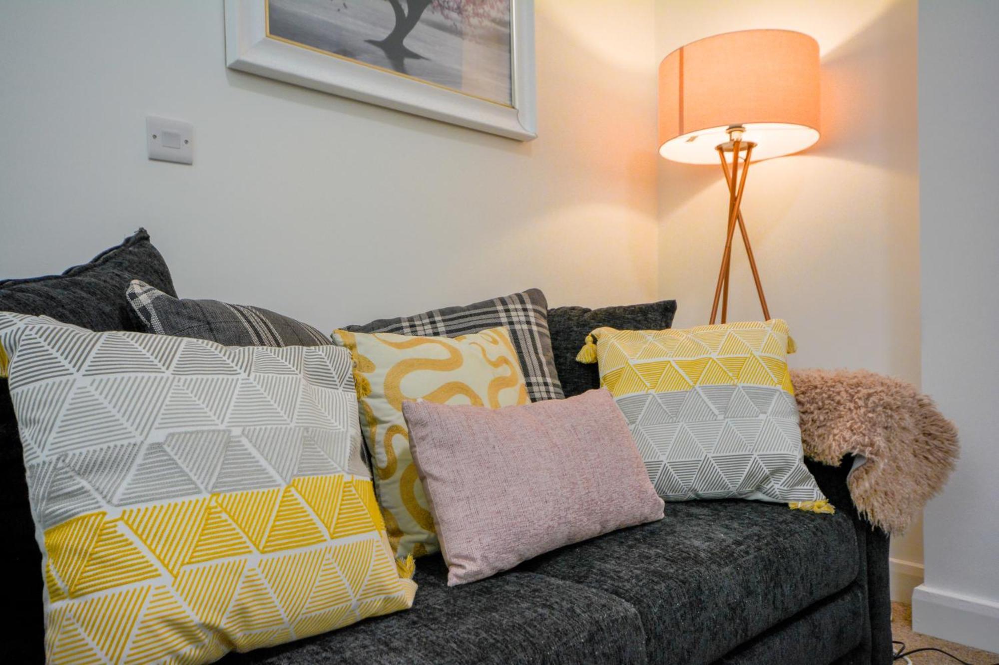 Stylish Suite With Free Parking Manchester Dış mekan fotoğraf